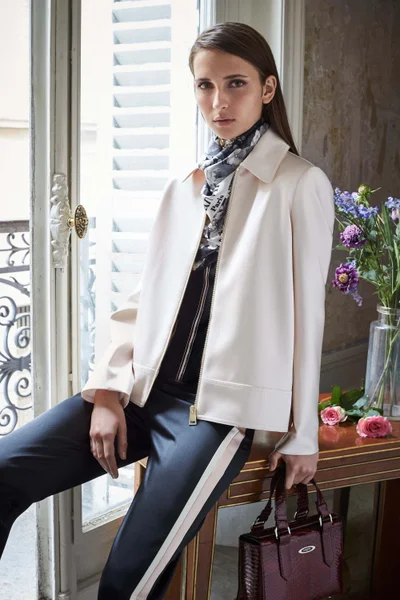 Look 15